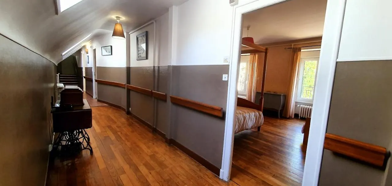 Сasa de vacaciones Cosy Er Lann Gîte Séquoïa Val-Couesnon Francia