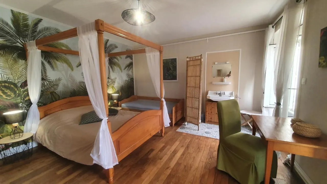 Cosy Er Lann Gîte Séquoïa Val-Couesnon Сasa de vacaciones