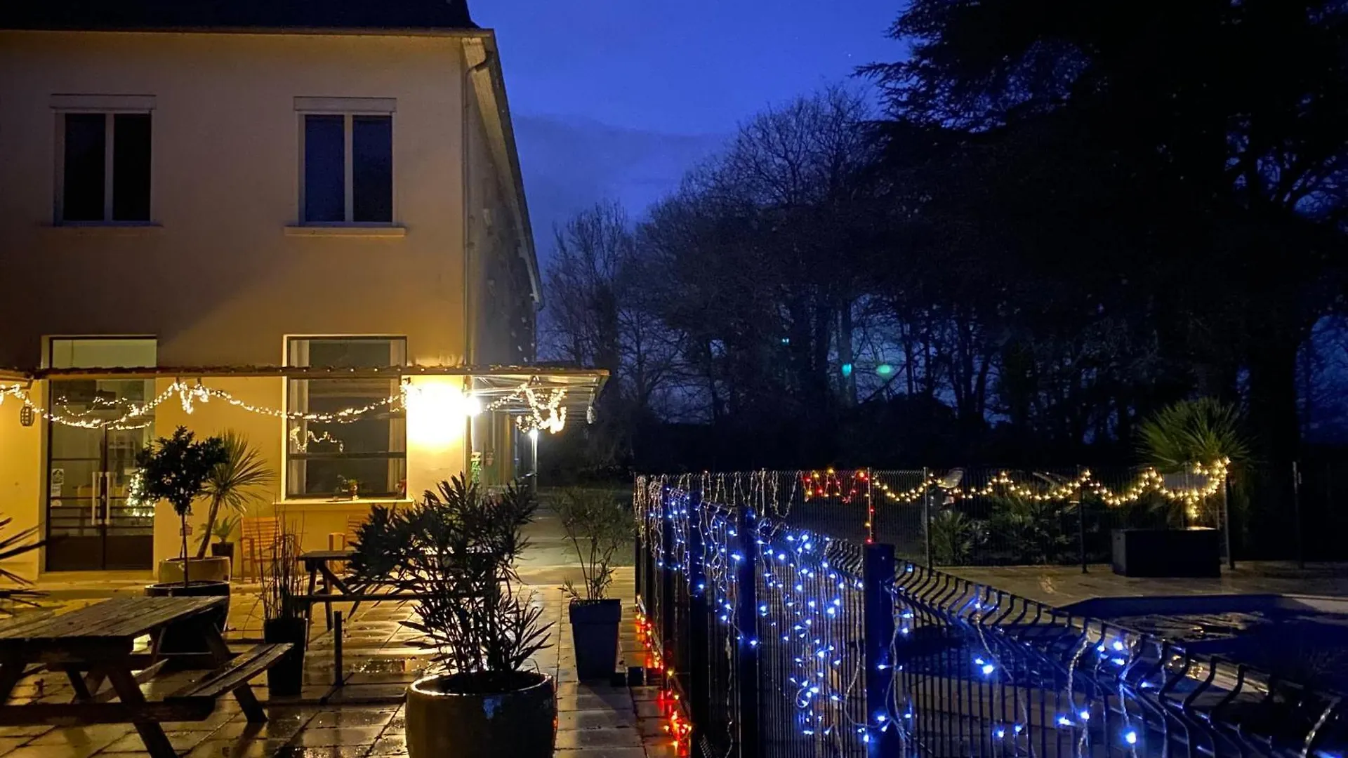 Сasa de vacaciones Cosy Er Lann Gîte Séquoïa Val-Couesnon