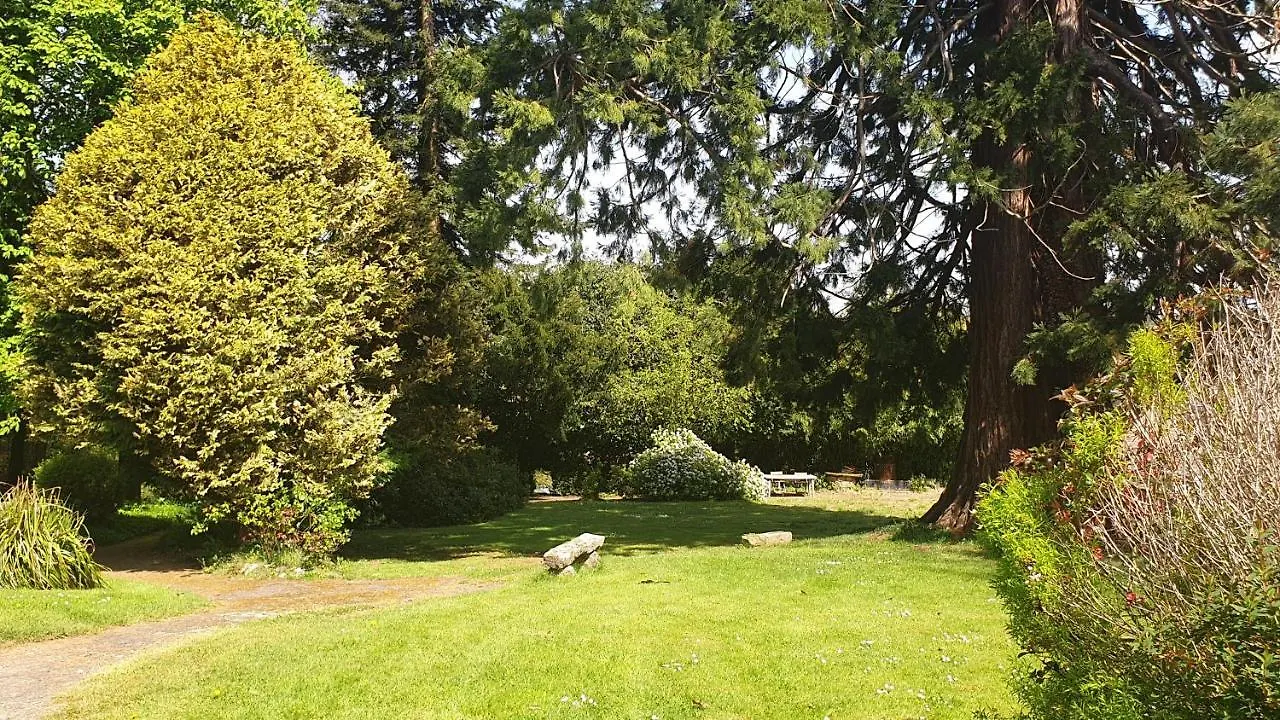 Сasa de vacaciones Cosy Er Lann Gîte Séquoïa Val-Couesnon
